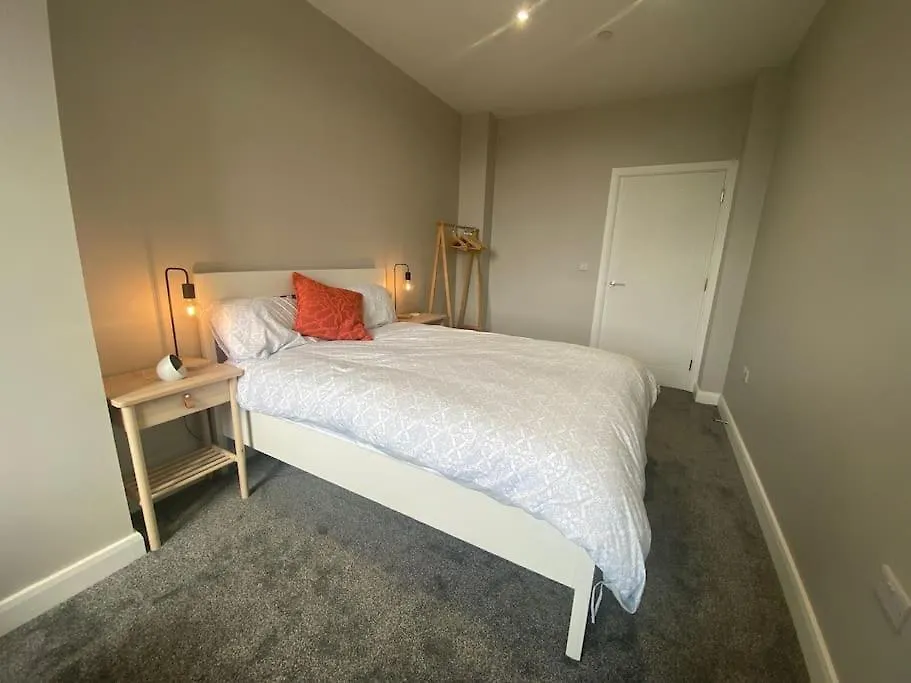 Chic Mill Conversion Beside Piece Hall & Eureka! Halifax