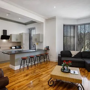 No3 Garlands Apartment Lytham St Annes